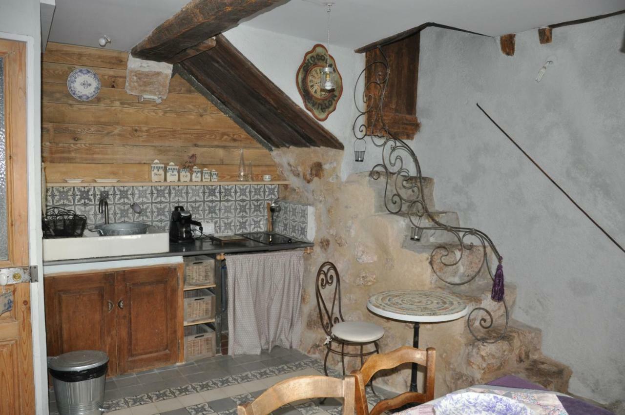 Esprit Brocante Gite Classe Saint Jeannet ภายนอก รูปภาพ